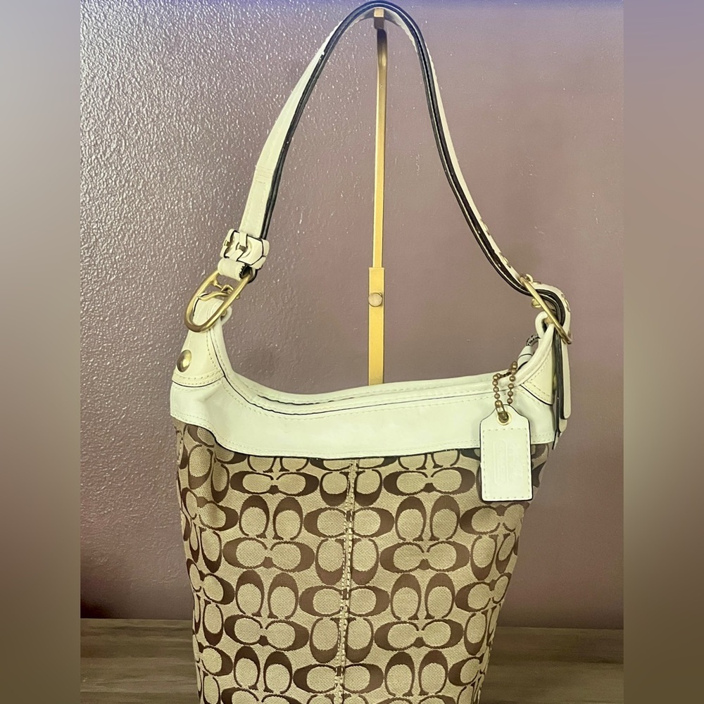 COACH Bucket Bag - Picture 2 of 8